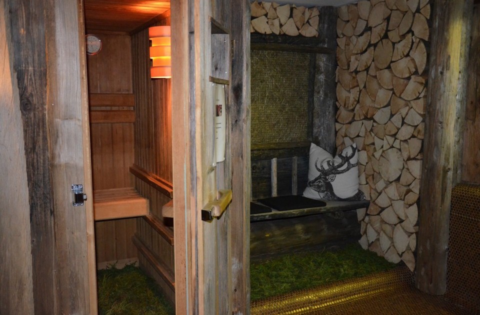 Brechelbad und Heubank