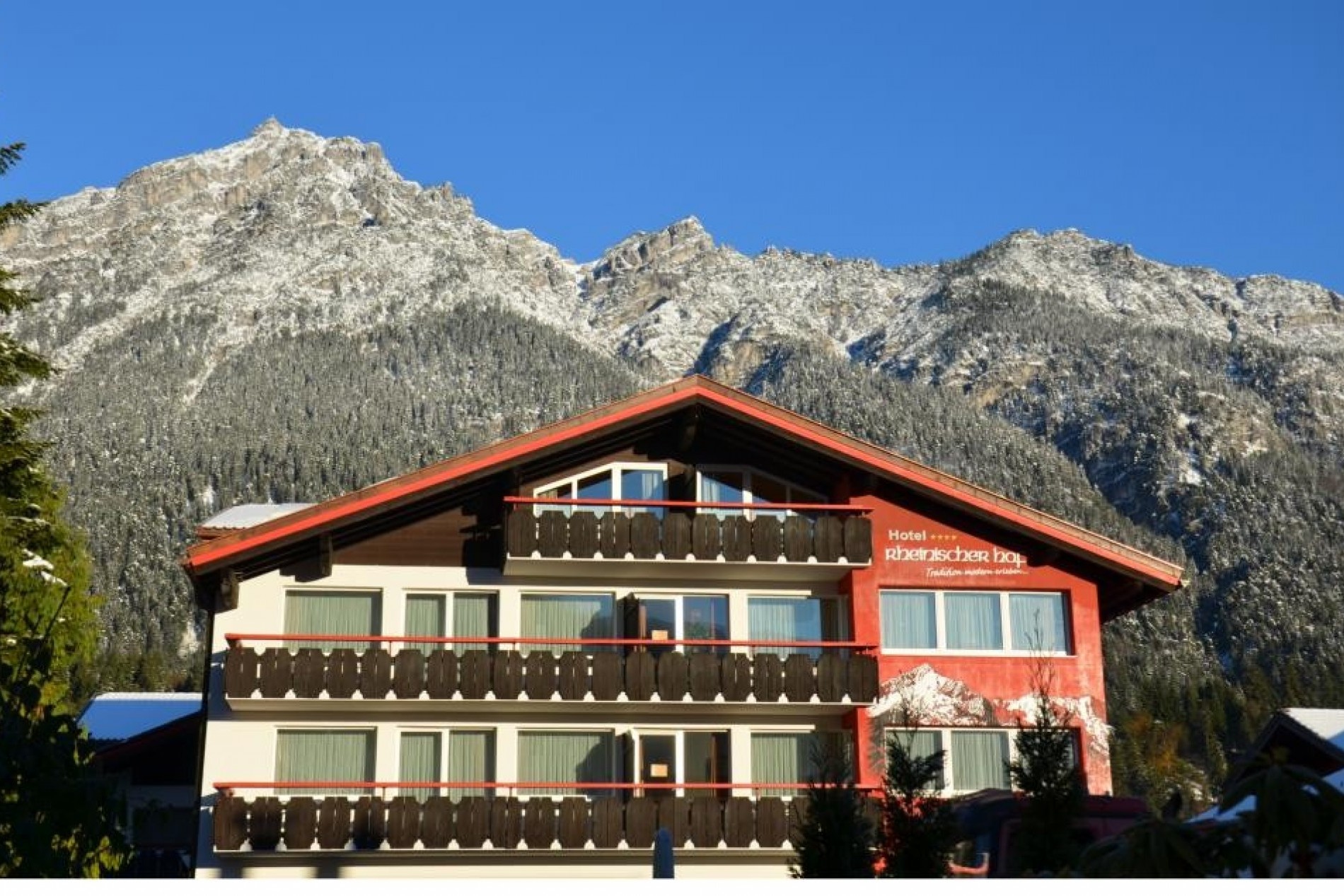 Rheinischer Hof Front Winter